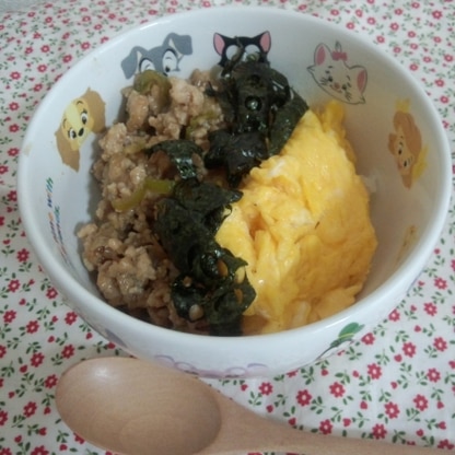 また丼～？って言ってた次女の食いつきがハンパなかったです＾ｍ＾ものすごい勢いで完食！
卵とのコラボで更にめちゃウマ！
ご馳走様でした☆